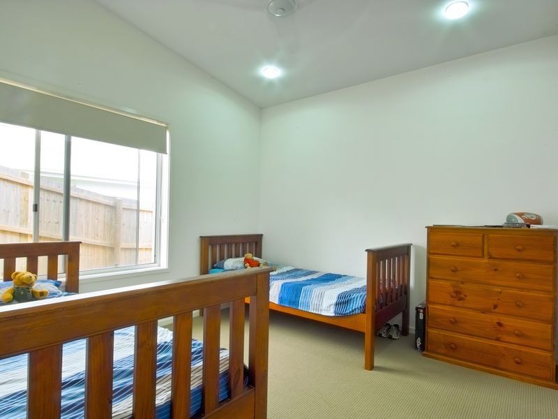 6 Stoneybrook Place, Peregian Springs QLD 4573