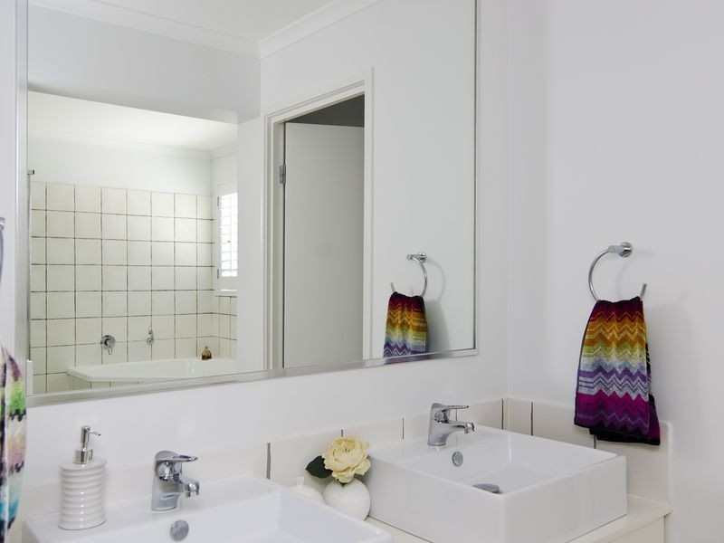 30 Lake Vista Drive, Peregian Beach QLD 4573