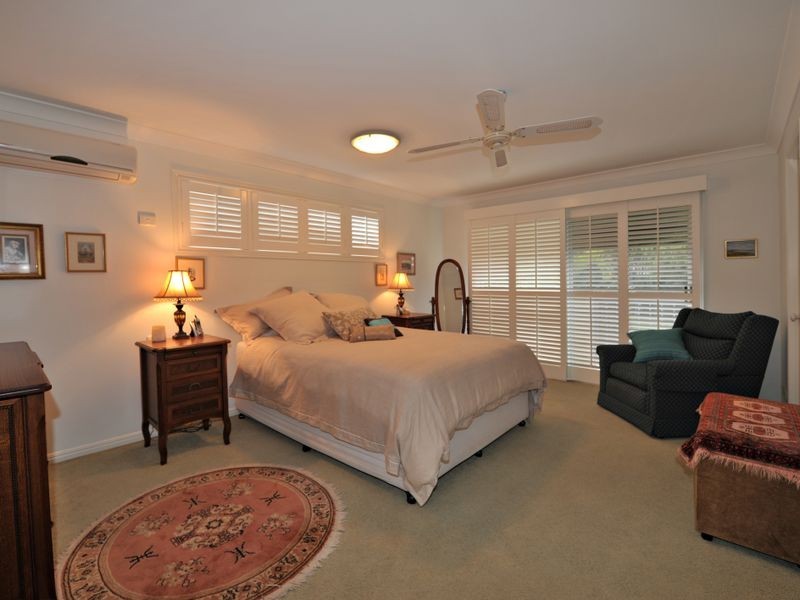 13 Moonbeam Crescent, Castaways Beach QLD 4567