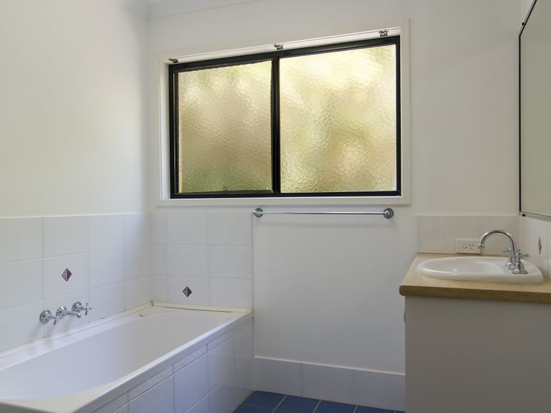 17 Driftwood Drive, Castaways Beach QLD 4567