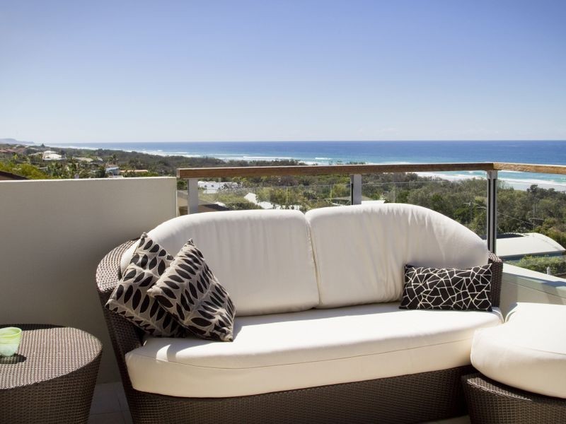 1/26 Peregian Esplanade, Peregian Beach QLD 4573