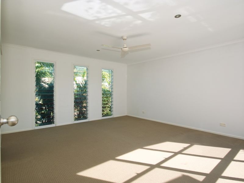 13 Inverness Place, Peregian Springs QLD 4573