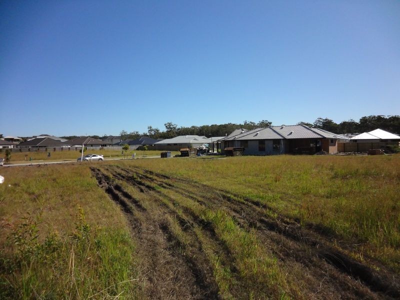 9 Oakbridge Way, Peregian Springs QLD 4573