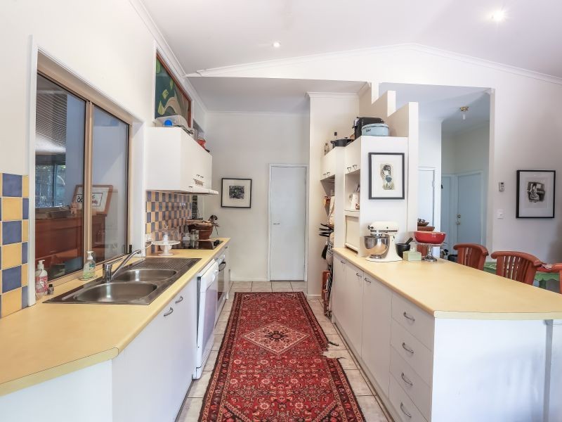 27 Resolute Street, Sunrise Beach QLD 4567