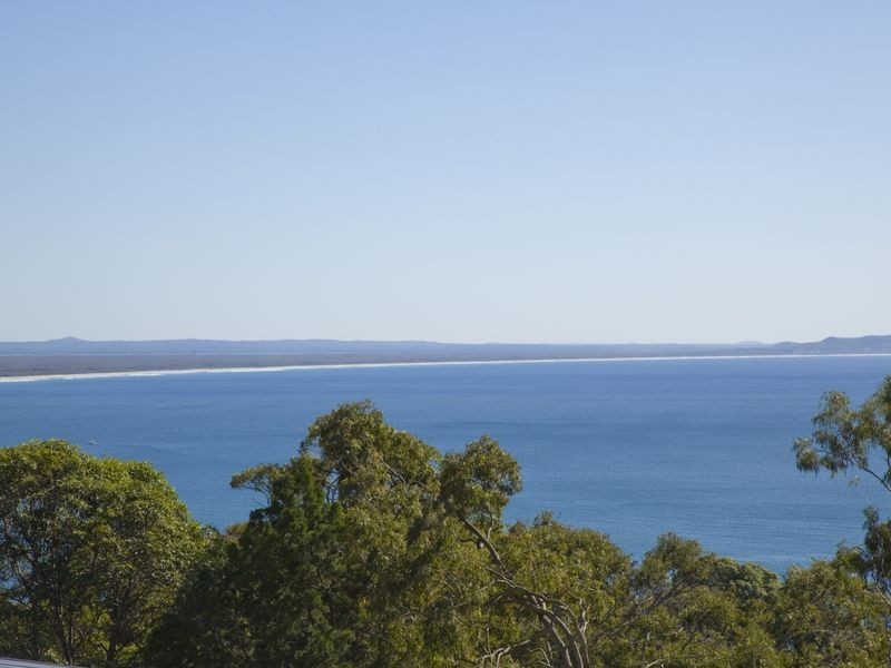 17 Bay View Road, Noosa Heads QLD 4567