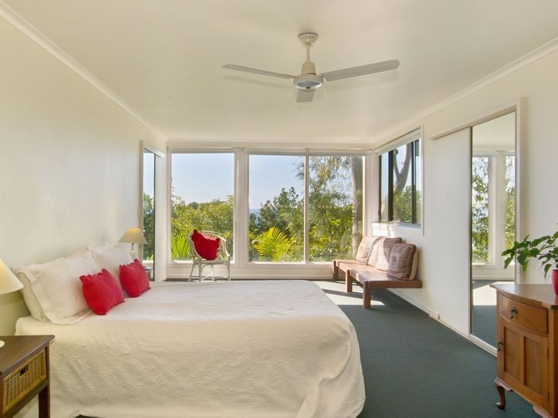 17 Bay View Road, Noosa Heads QLD 4567