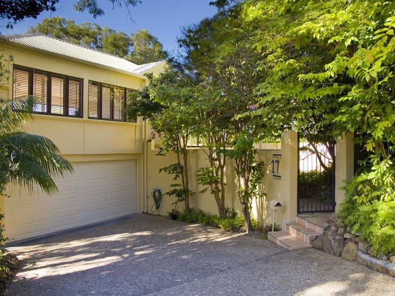 17 Bay View Road, Noosa Heads QLD 4567