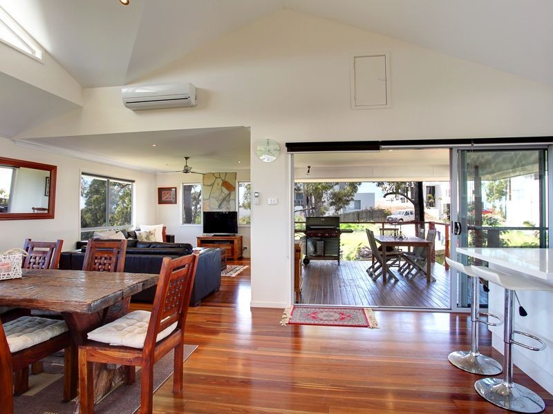 4 Coral Place, Mount Coolum QLD 4573