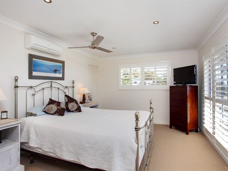 4 Coral Place, Mount Coolum QLD 4573