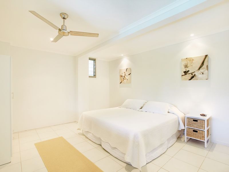 300 David Low Way, Peregian Beach QLD 4573