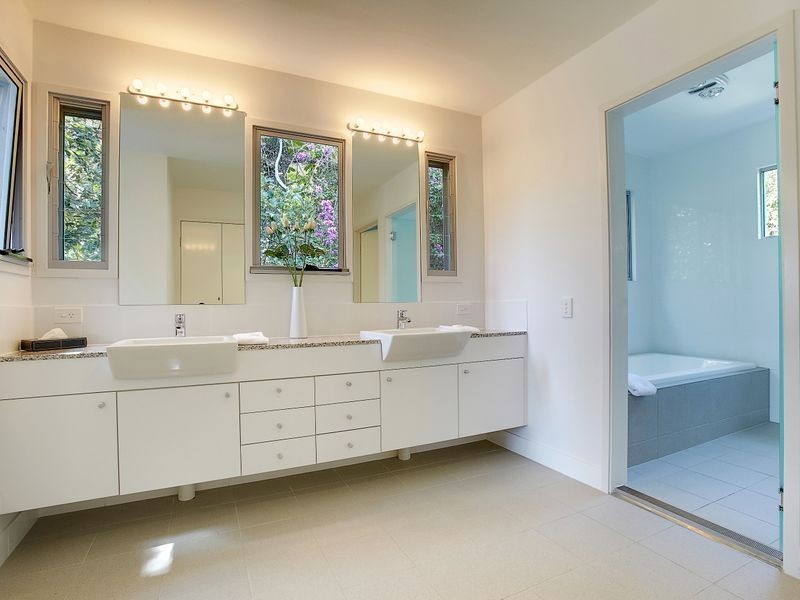 300 David Low Way, Peregian Beach QLD 4573