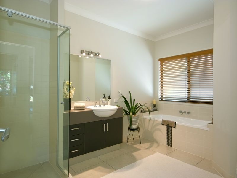 37 Riviera Crescent, Peregian Springs QLD 4573