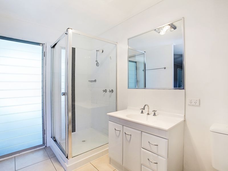 2 Yinneburra Street, Yaroomba QLD 4573