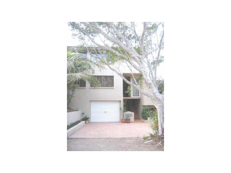 2/2 Piper Street, HALCYON, Peregian Beach QLD 4573
