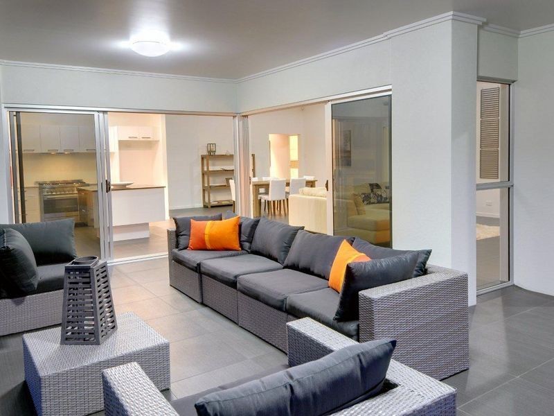 15 Gainsborough Crescent, Peregian Springs QLD 4573