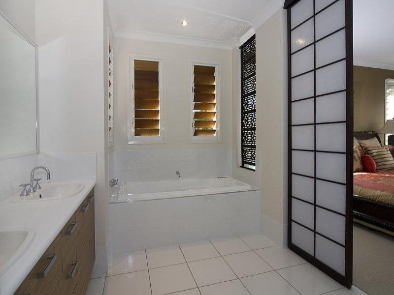 8 Medinah Place, Peregian Springs QLD 4573