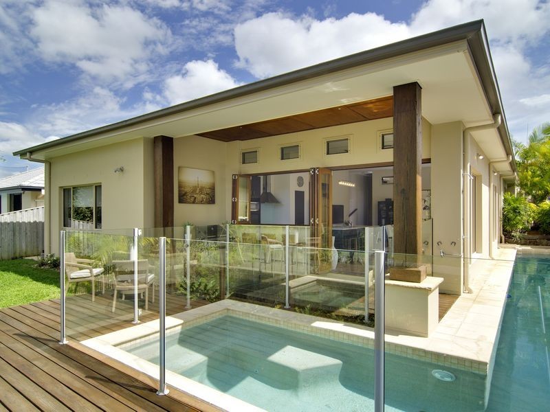 18 Ironhurst Place, Peregian Springs QLD 4573