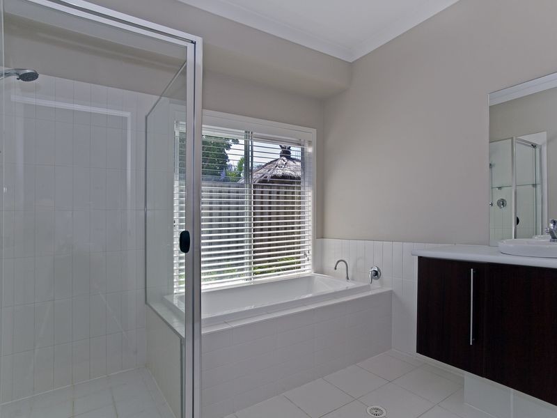 4 Medinah Place, Peregian Springs QLD 4573