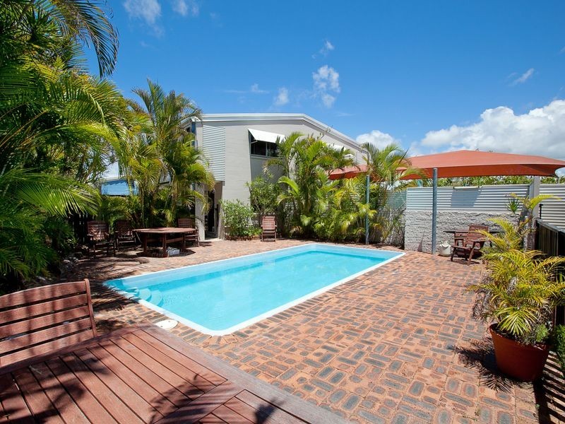 236 David Low Way, Peregian Beach QLD 4573