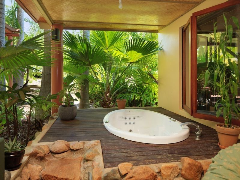 48 Lake Vista Drive, Peregian Beach QLD 4573