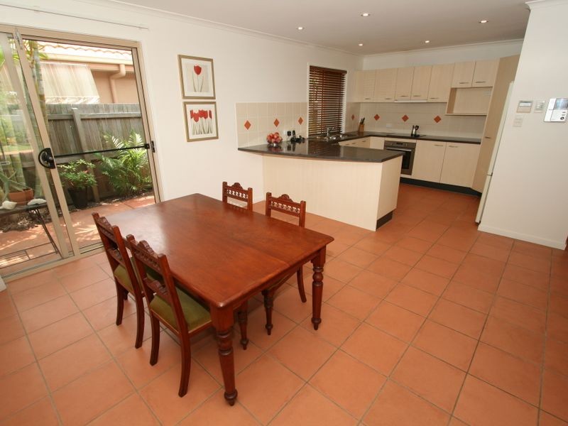 34 Highgrove Circuit, Peregian Springs QLD 4573