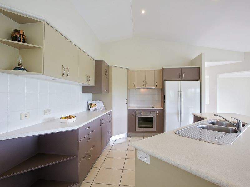 15 Pennant Court, Peregian Springs QLD 4573