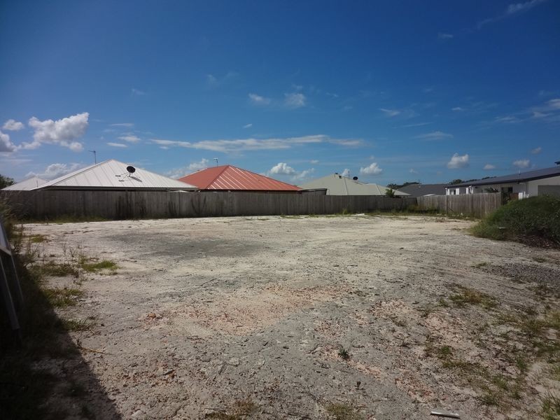 9 Goldenbell Place, Peregian Springs QLD 4573