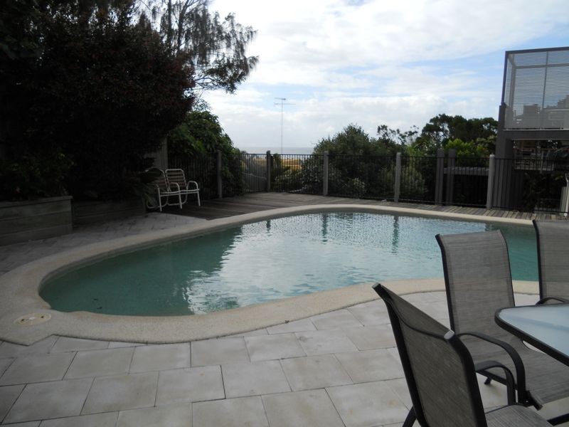 1/2 Peregian Esplanade, Peregian Beach QLD 4573