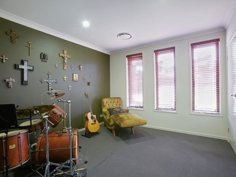 22 Dornoch Way, Peregian Springs QLD 4573