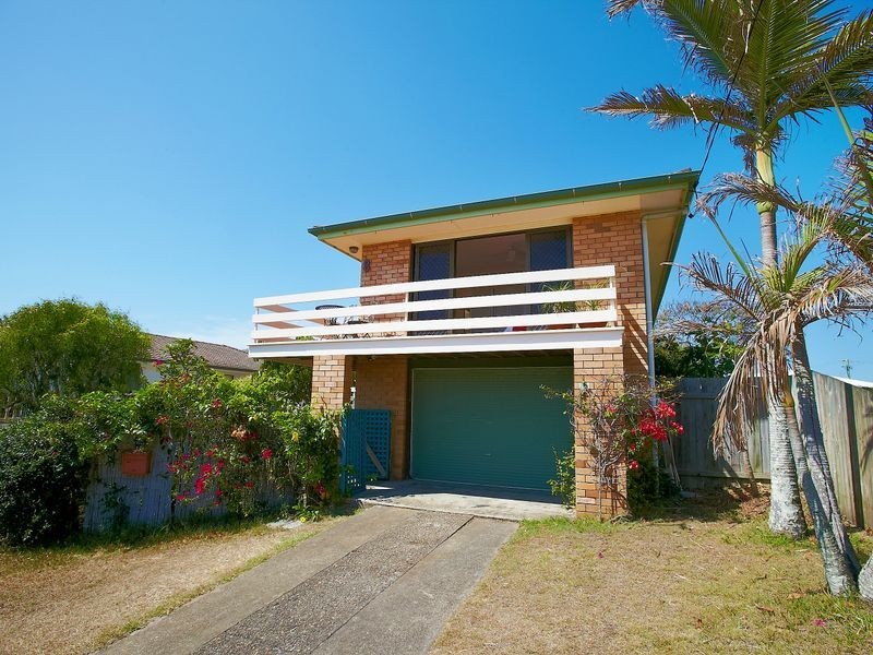 8 Pelican Street, Peregian Beach QLD 4573