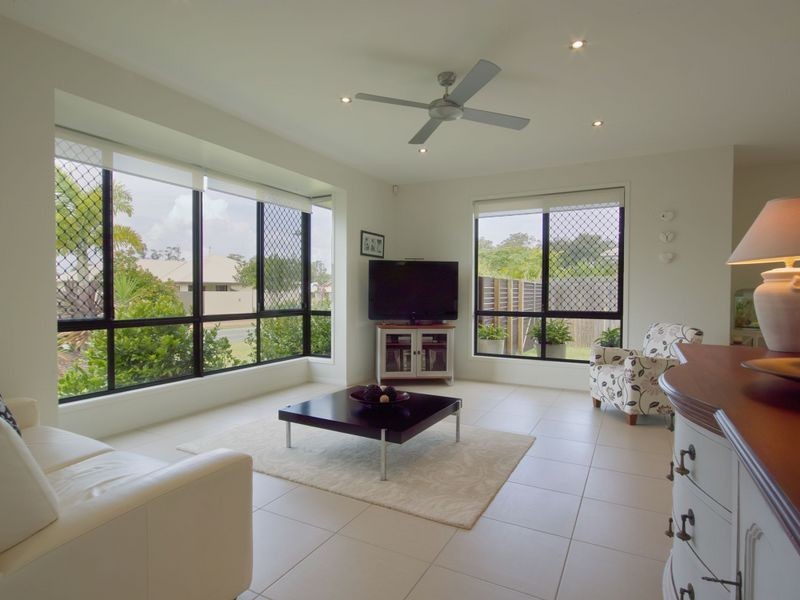 136 The Avenue, Peregian Springs QLD 4573