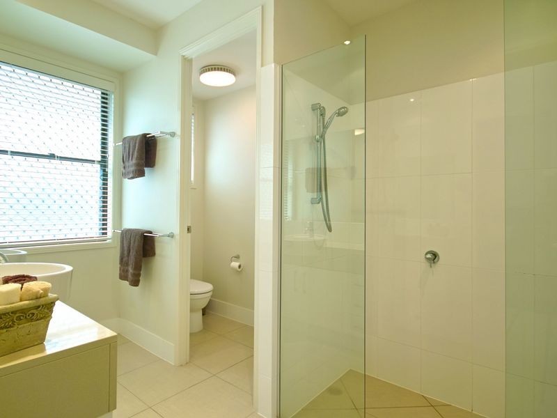 136 The Avenue, Peregian Springs QLD 4573