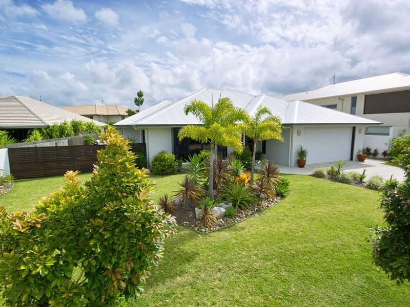 136 The Avenue, Peregian Springs QLD 4573