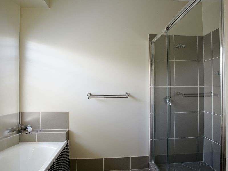 8 Selkirk Way, Peregian Springs QLD 4573