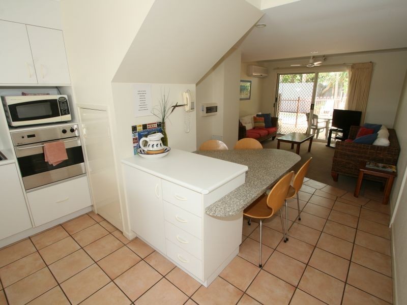 6/2199 David Low Way, Peregian Beach QLD 4573