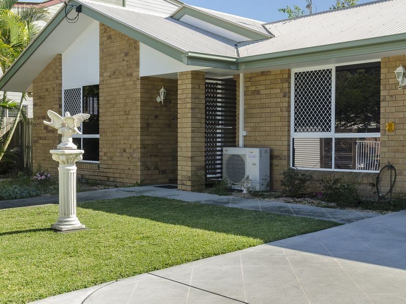 36 Namba Street, Pacific Paradise QLD 4564