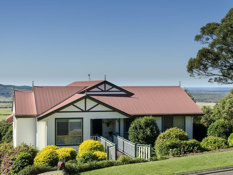 7 Mount Coolum Close, Maroochy River QLD 4561