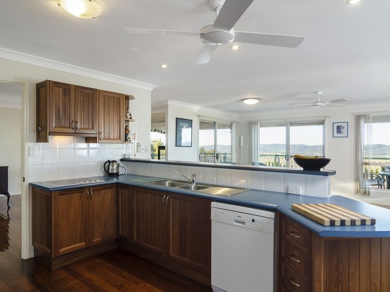 7 Mount Coolum Close, Maroochy River QLD 4561