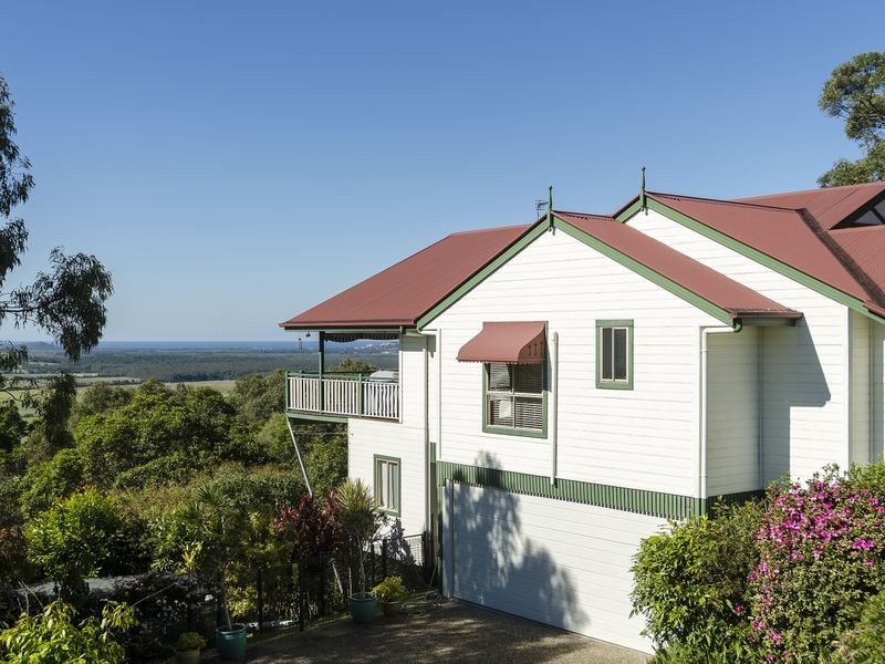 7 Mount Coolum Close, Maroochy River QLD 4561