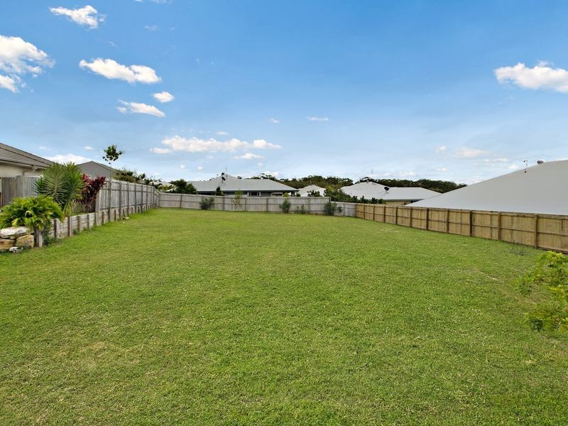 8 Waterville Way, Peregian Springs QLD 4573