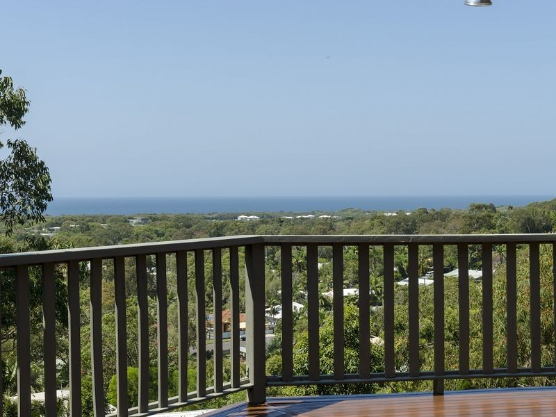 5 Crystal Pacific Court, Mount Coolum QLD 4573