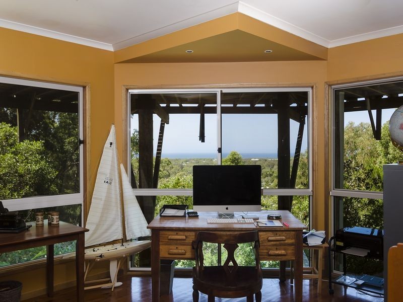 5 Crystal Pacific Court, Mount Coolum QLD 4573