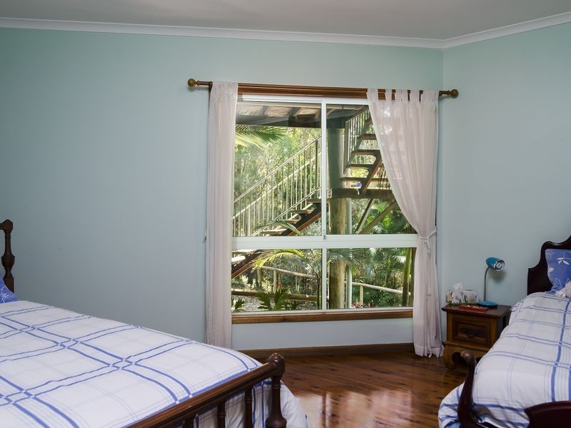 5 Crystal Pacific Court, Mount Coolum QLD 4573