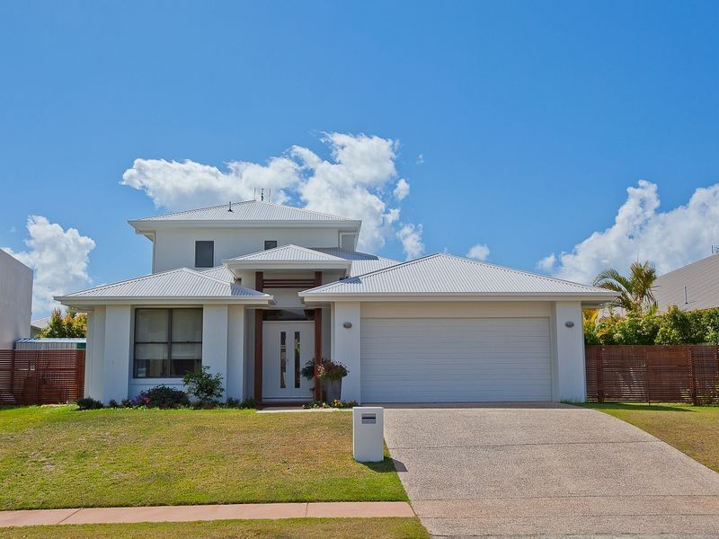 35 Maddens Crescent, Peregian Springs QLD 4573