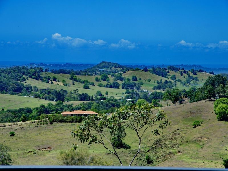 20 Maple Avenue, Mapleton QLD 4560