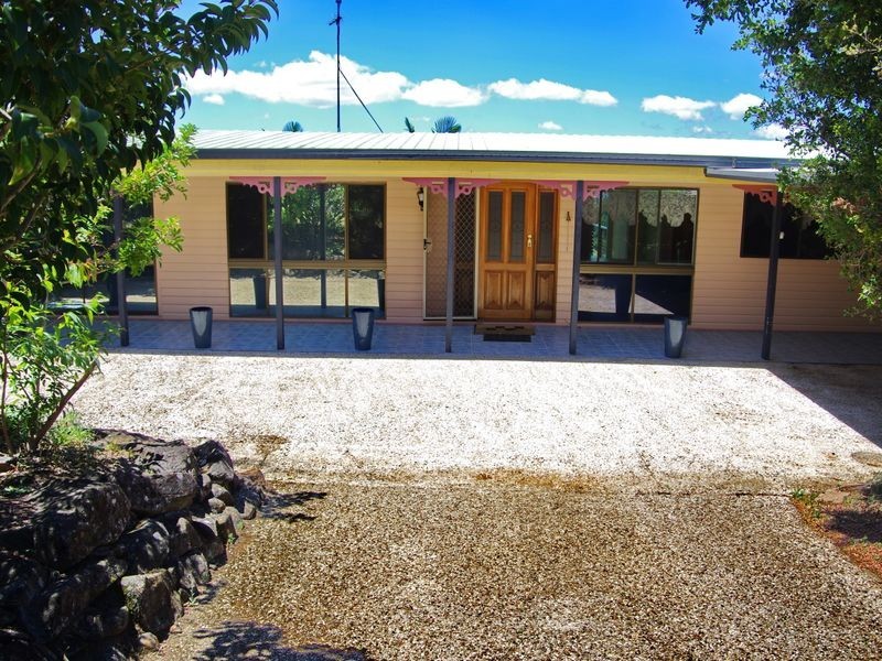 20 Maple Avenue, Mapleton QLD 4560