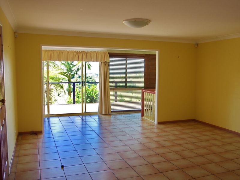 20 Maple Avenue, Mapleton QLD 4560