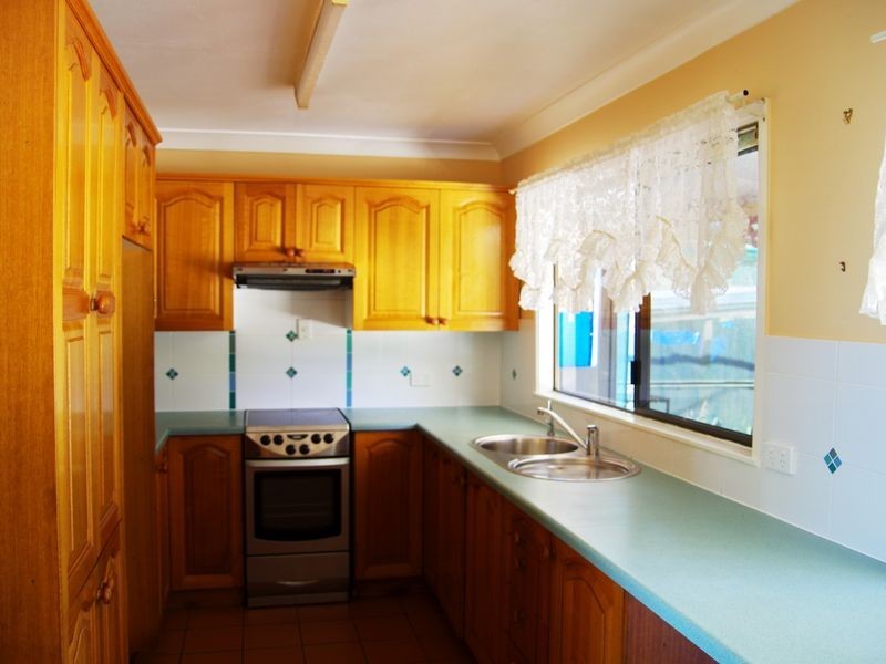 20 Maple Avenue, Mapleton QLD 4560