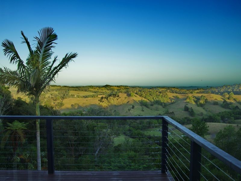 20 Maple Avenue, Mapleton QLD 4560