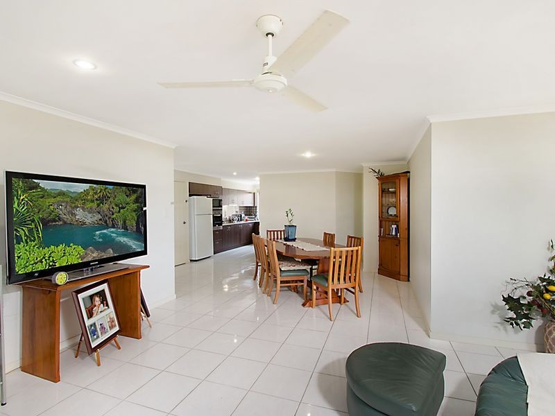 12 Waterville Way, Peregian Springs QLD 4573